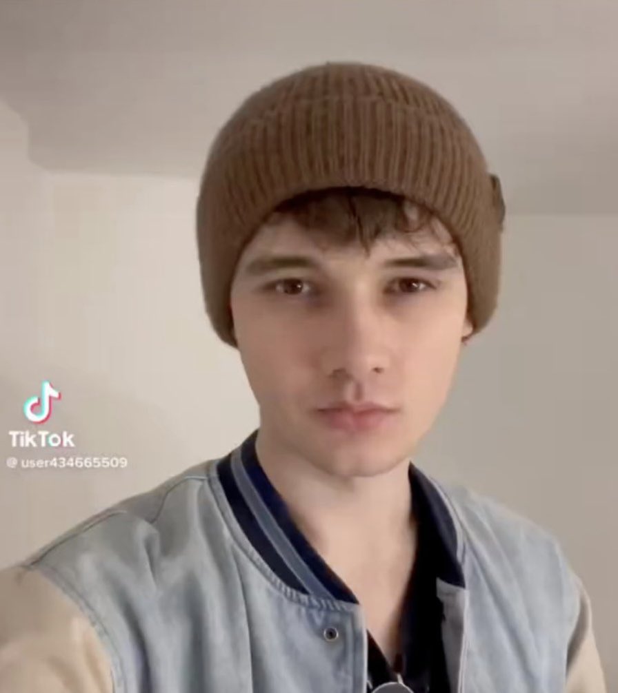 cheeze lovejoy 🦔 on Twitter "Hihi spare 12?? i draw that Wilbur Soot