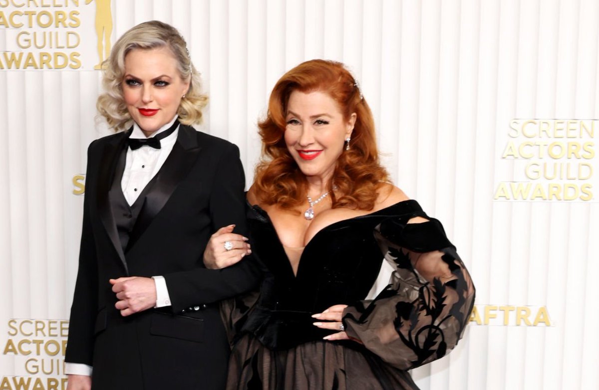 Jarett Wieselman tweet media