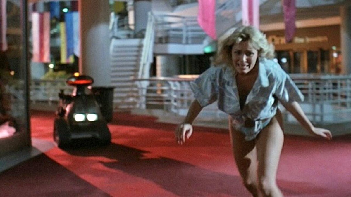 EugWSerra's tweet photo. On March 21, 1986, CHOPPING MALL was released! #ChoppingMall #KelliMaroney
#BarbaraCrampton #TonyODell #RussellTodd #KarrieEmerson #NickSegal #JohnTerlesky #SuzeeSlater #PaulBartel #MaryWoronov #DickMiller #GerritGraham #JimWynorski #MelWelles #Killbots #1980sHorror https://t.co/Sh35iDcHDx