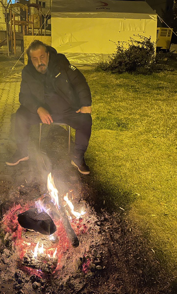 #ıslahiye #gaziantep #hatay #adıyaman #osmaniye #kahramanmaraş #adana #malatya #diyarbakir #kilis #urfa unutmayalım hemen  devam desteğe  rehavete kapılmayalım 😔