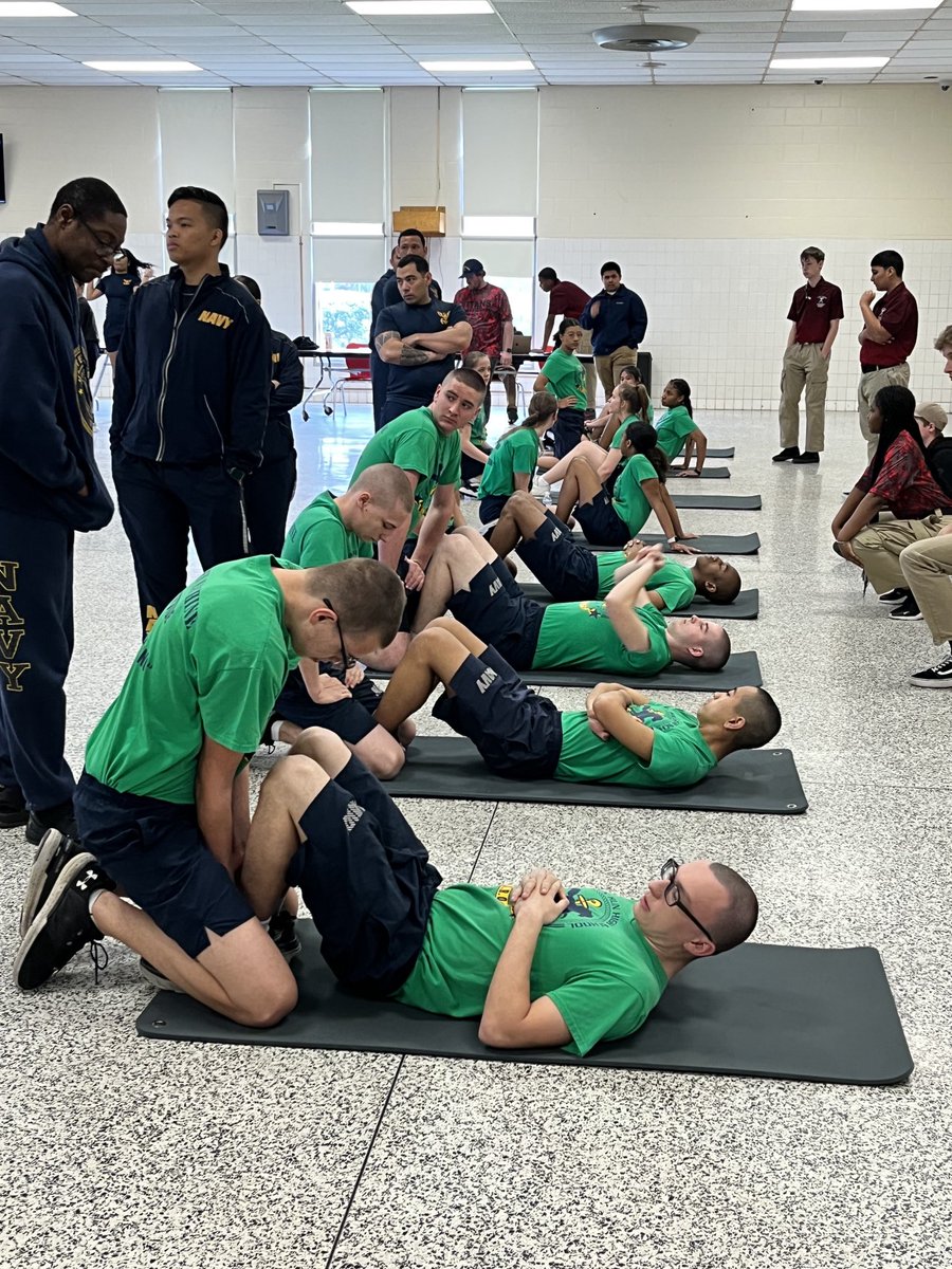 roblesf1stsgt's tweet photo. GR/GRC/ILAB NJROTC: In case you haven’t heard, Green Run Stallions are State Champions and we are heading to Pensacola Florida for the 13th time. Virginia Beach is on the map. Stallions will represent!!!!!! https://t.co/5H3TZ0KJYn