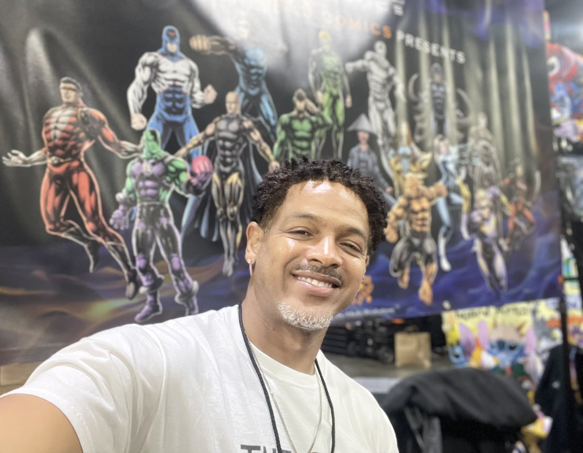 BraxtonACosby's tweet photo. And with Day 3 in the books, we bid Atlanta Comic Con goodbye!
🙌🏾Thank you to everyone who came out and supported us.
👌🏾See you next year! https://t.co/SzzygTEAhy