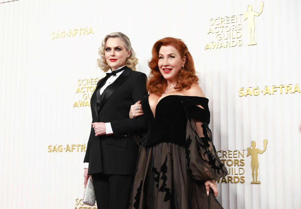 BuzzFeed's tweet photo. Meredith + Chessy reunion at the #SAGAwards https://t.co/FfrusDHwos