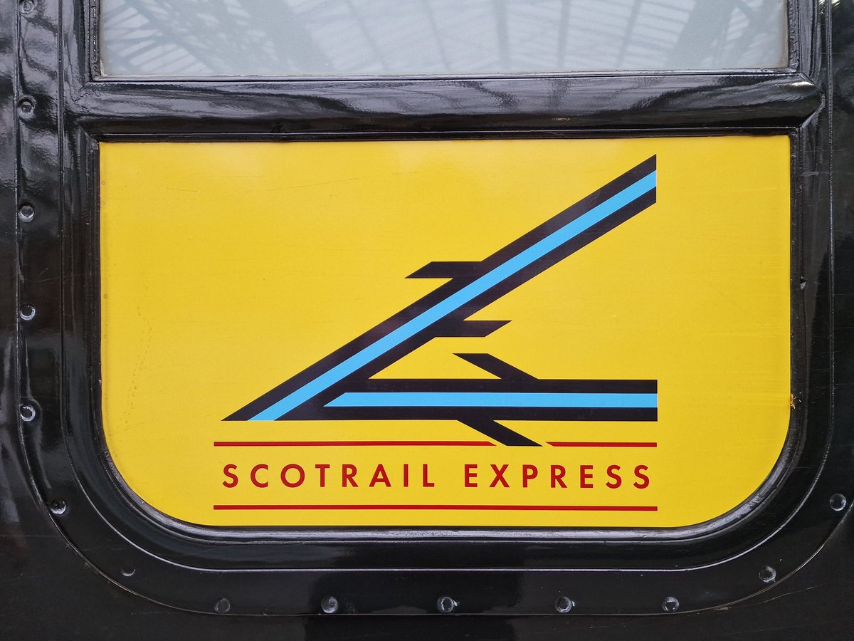 fincra's tweet photo. Final day getting shoved with @LocoServicesGrp @InterCity86101
Inverness to York via Aberdeen and Glasgow.
Cracking weekend!
#class47 #BR #Scotrail #Intercity #Mcduff #Duff #Shove #ShoveDuff #PushPull #Retro #Railway #LSL #RailTour https://t.co/VWhVYjYC6c
