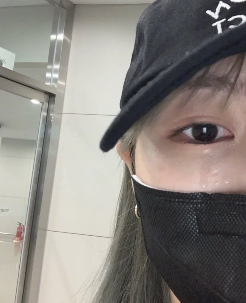 Lu | viu o twice tweet media