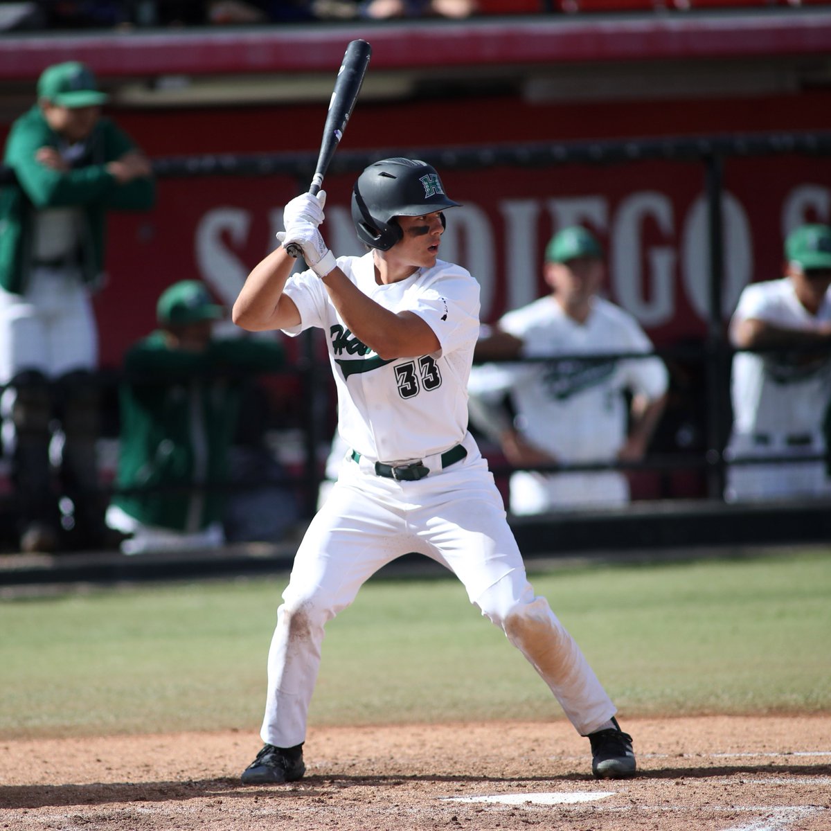 💣💣💣💣

Tai Walton hits our fourth homer of the day to make it a 10-1 ballgame! #GoBows