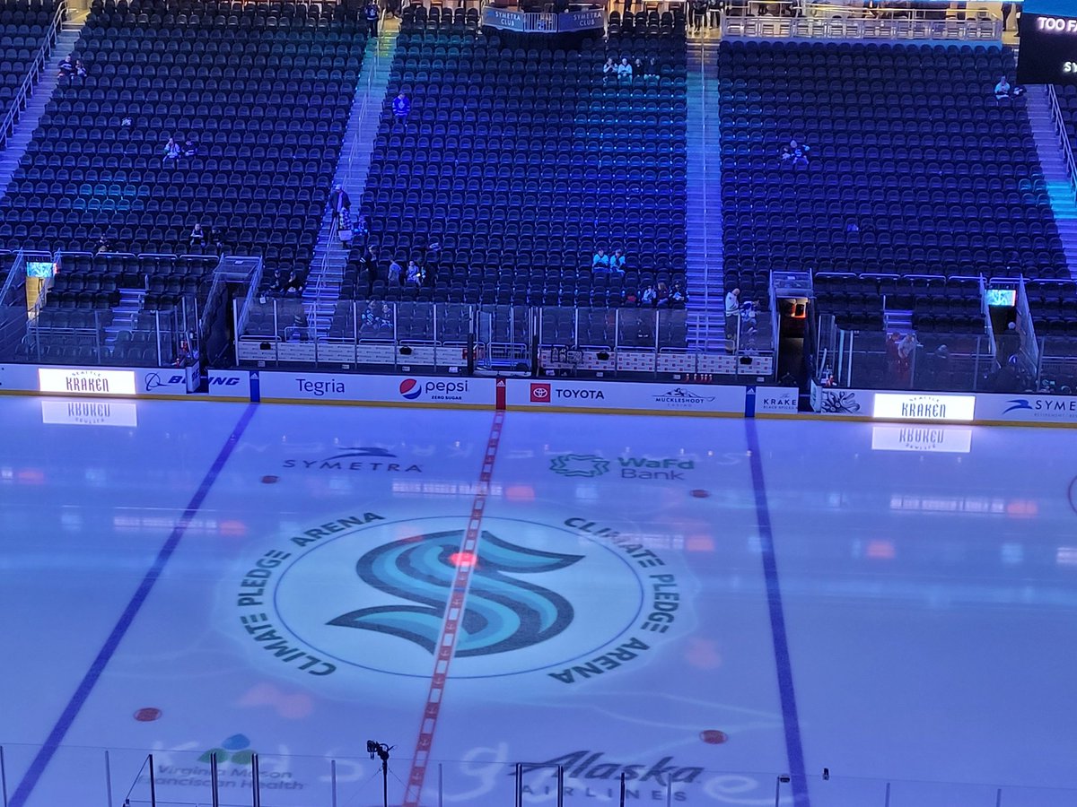 In Seattle for game one of <a href="/MapleLeafs/">Toronto Maple Leafs</a> road trip this week!