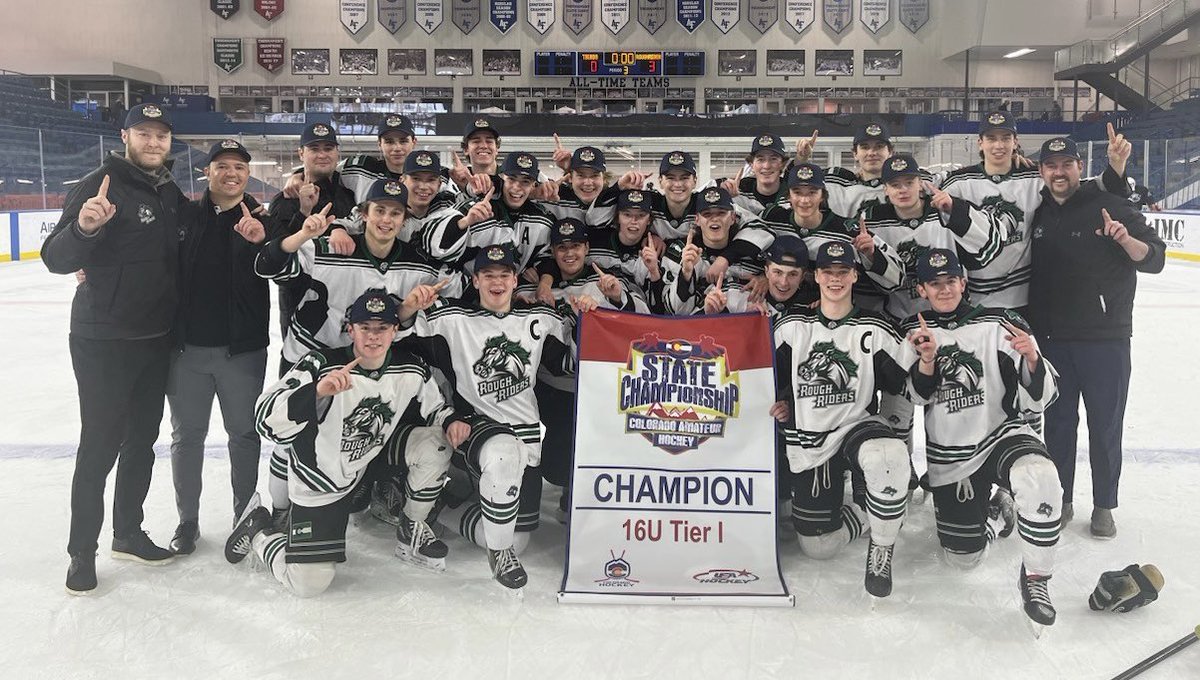 RMRoughRiders's tweet photo. Congrats to the @RMRoughRiders 16Us for winning the 16U Tier 1 Colorado State Championship!!!   Nice job RIDERS!!!

GO RIDERS!!!   RIDE TOGETHER!!! https://t.co/c2mDJudbmo