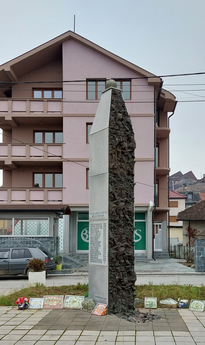 tatjakoprivica's tweet photo. 30 je godina od otmice u Štpcima #27. februar 1993.
 #Zlatko Glamočak #Bijelo Polje #2016 https://t.co/3dCdP5anb7