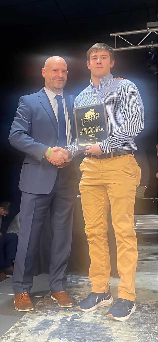 Congratulations to Brady McMannaway for being voted Freshman of the year by his Teammates. #MCHunt #PioNation #FIGHT_MC
