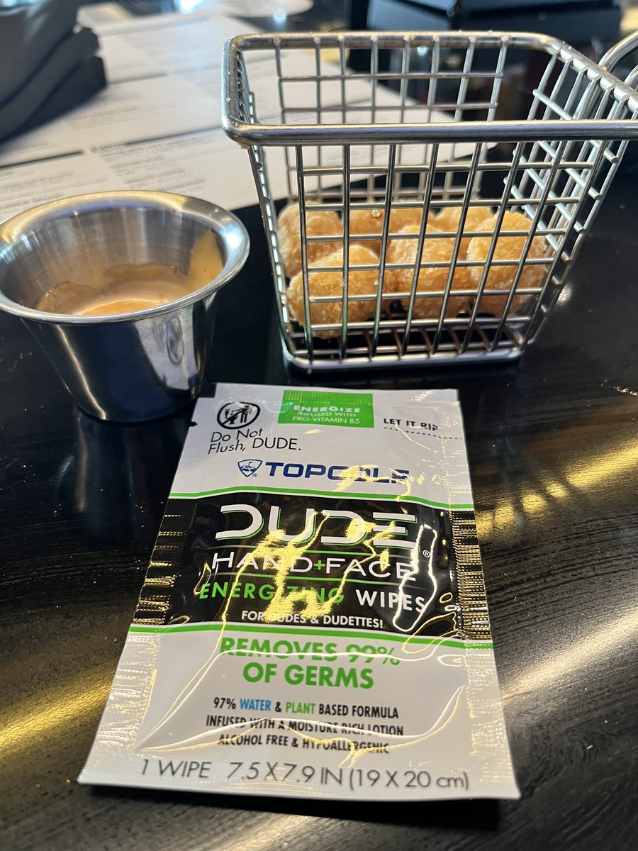 Babers01's tweet photo. @DUDEwipes @Topgolf perfect combo. https://t.co/Fje1B0tn3m