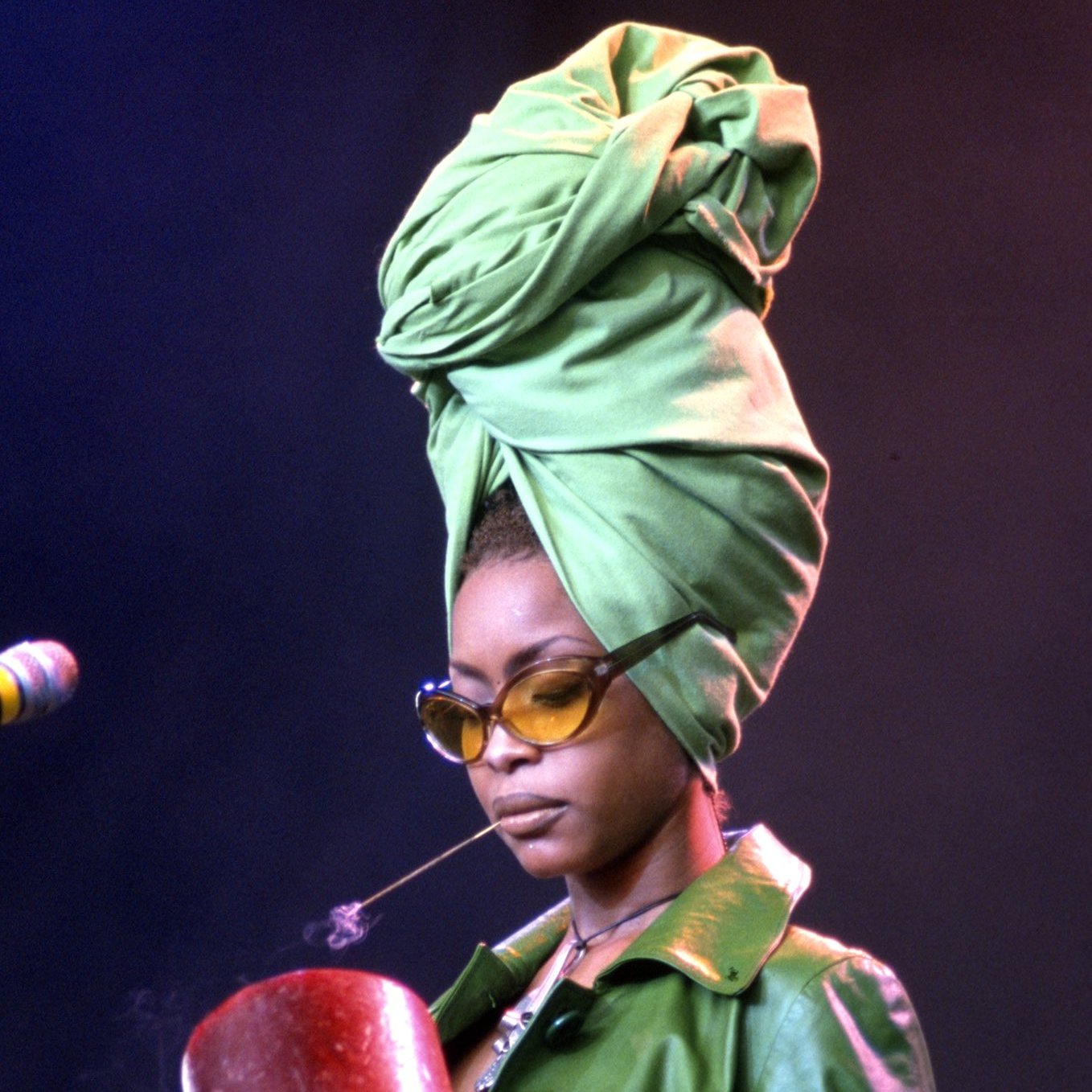 Happy birthday, Erykah Badu! What\s your favorite lyric from the queen? 