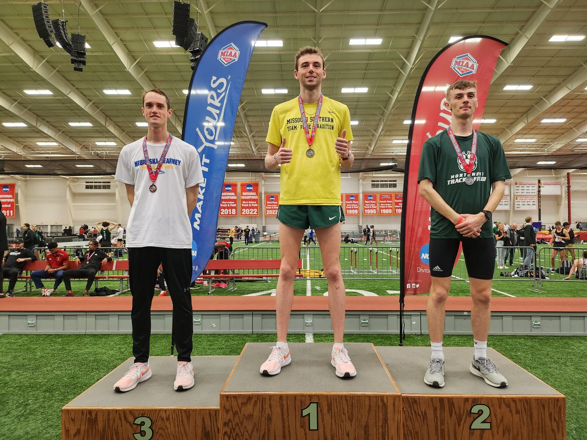 TheMIAA's tweet photo. 𝟮𝟬𝟮𝟯 𝗠𝗜𝗔𝗔 𝗜𝗻𝗱𝗼𝗼𝗿 𝗧𝗿𝗮𝗰𝗸 &amp; 𝗙𝗶𝗲𝗹𝗱 𝗥𝗲𝘀𝘂𝗹𝘁𝘀 🏃‍♂️⤵️

Men's 3000m Run Medalists
🥇 Ryan Riddle (@MoSoXCTF)
🥈 Reece Smith (@NWBearcatXCTF)
🥉 Luke Stuckey (@UNK_Track)

Final Results⏩https://t.co/Kdyz5eYMws

#BringYourAGame https://t.co/lG388fslwS
