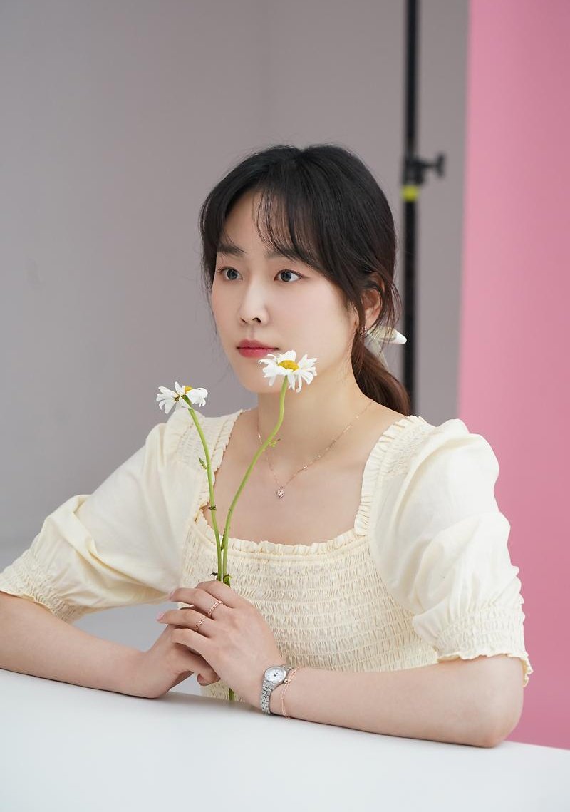 haengbokdramas's tweet photo. Happy Birthday to the apple of my eye. I love you so much! 

#서현진 #SeoHyunJin 
#HAPPY_HYUNJIN_DAY https://t.co/VXkGyOm3OA