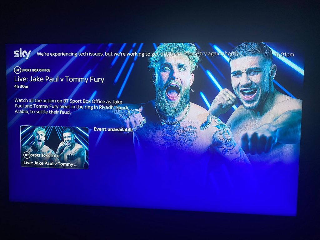 chloemansfield_'s tweet photo. @SkyHelpTeam paid for the fight - went off end of round 7 . event currently unavailable. completely missed the end of it all. even now. lets me watch 4.5hrs of actual event then cuts off right at end of round 7. how do i get s refund?! https://t.co/LCT2mlYb9I