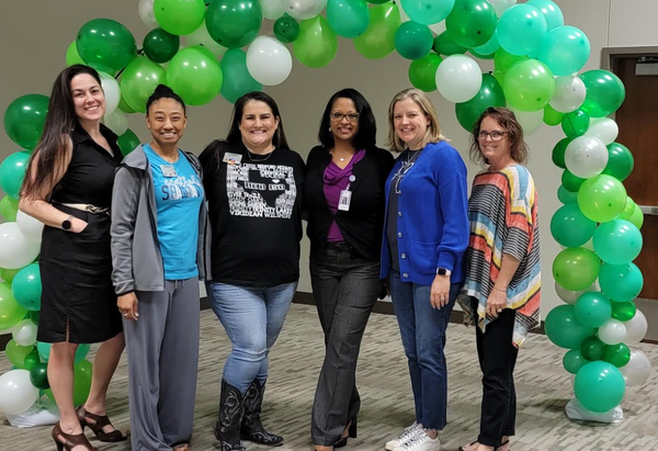 CynthiaMorganH1's tweet photo. Principal Katina Rhodes and CJH's PTA board members enjoyed the Founders Day celebration. Thank you for supporting the students and teachers at CJH! #ProudtoBeASpartan @katinaRhodesCJH @hebisd @hebisdpeople https://t.co/kVV14qqu8R