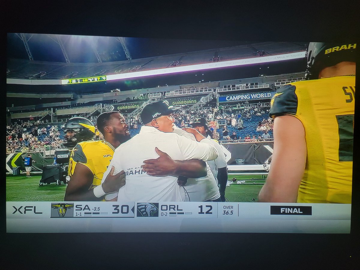 tall_ny's tweet image. @xfl #xfl #sanantoniobrahmas #orlandoguardians