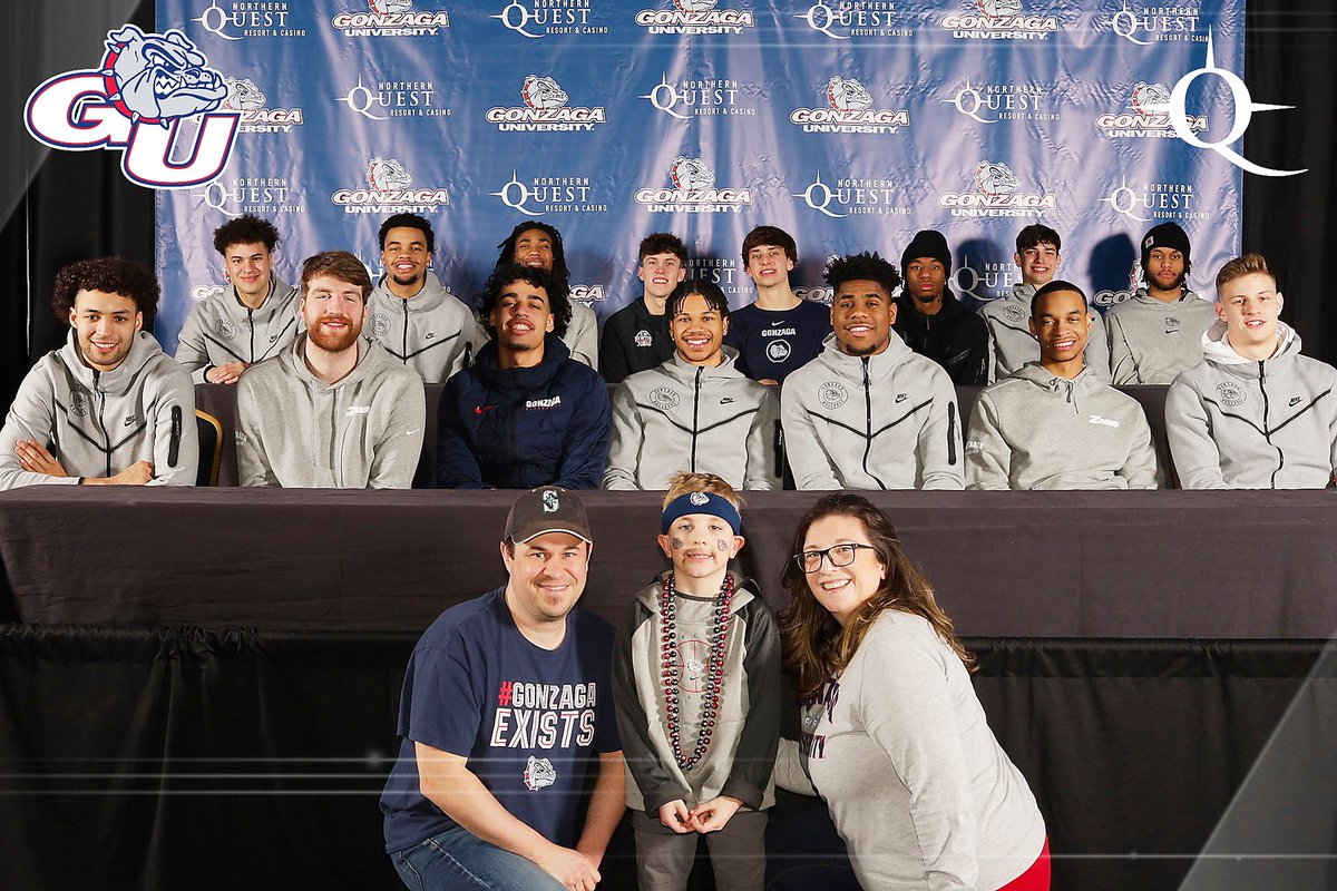 cldl13's tweet photo. Mini Timme got to meet Big Timme today!  Needless to say, @drewtimme2 you have a fan for life.  @NorthernQuest @ZagMBB @GonzagaU https://t.co/nnYGdEggwd