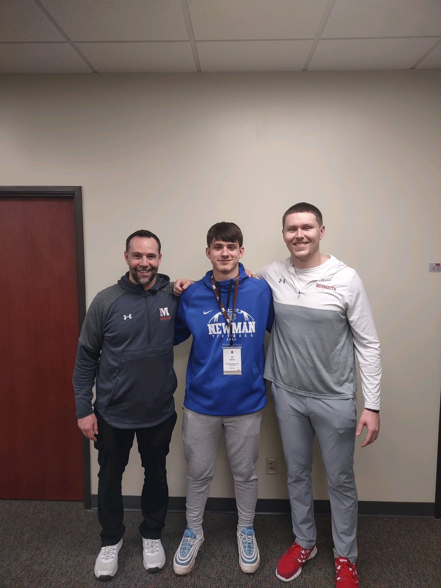 jj_castle's tweet photo. I would like to announce my commitment to Monmouth College to further my academic and athletic career!! #RollScots @MCBraunyBoy @CoachJHealy @NewmanFootball1 @mlemay42 @DuganRepass7 @KreczmerWIU @jrnieman58 @APapoccia @RollScotsFB https://t.co/IqEyc9zpz5