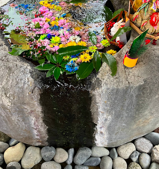 WhiteEnso's tweet image. White Enso is open for submissions until March 30. Looking for #poetry, #fiction, #essays, #art #Calligraphy #crafts any kind of creative content as long as it is inspired by Japan. Here is the winning entry for poetry in the last issue. whiteenso.com/timeline-rober…