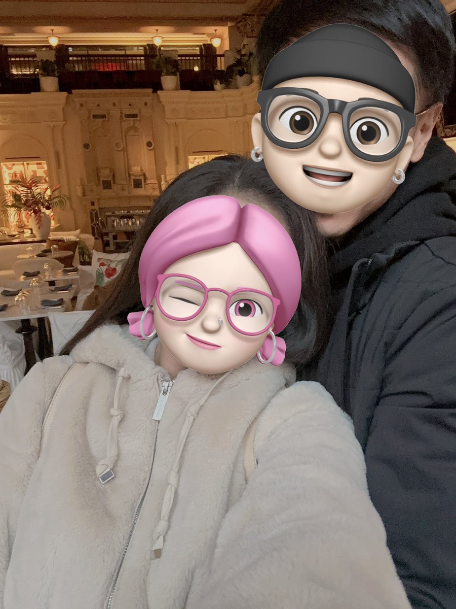 35 degree 🌨️ day only best to snug in bed and to have some fun :) 

#anotherweekendgetaway