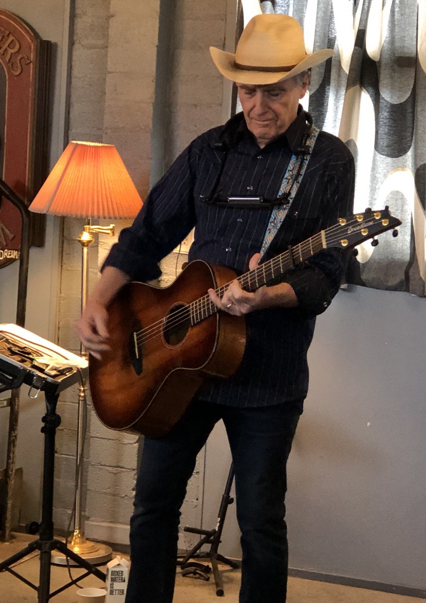 fiddlers_dream's tweet image. What a wonderful afternoon of music! Thank you #DanaCooper !!