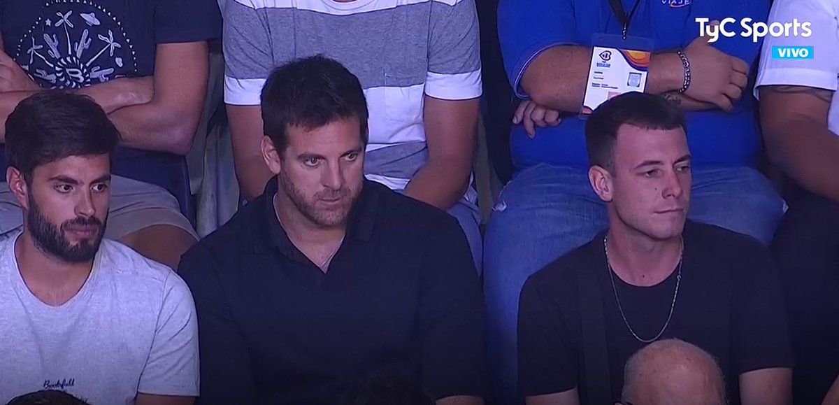 ayraguirre's tweet photo. Juan Martín Del Potro se encuentra en el Polideportivo de Mar del Plata viendo a la Selección Argentina de básquet https://t.co/48tPqgQkf8