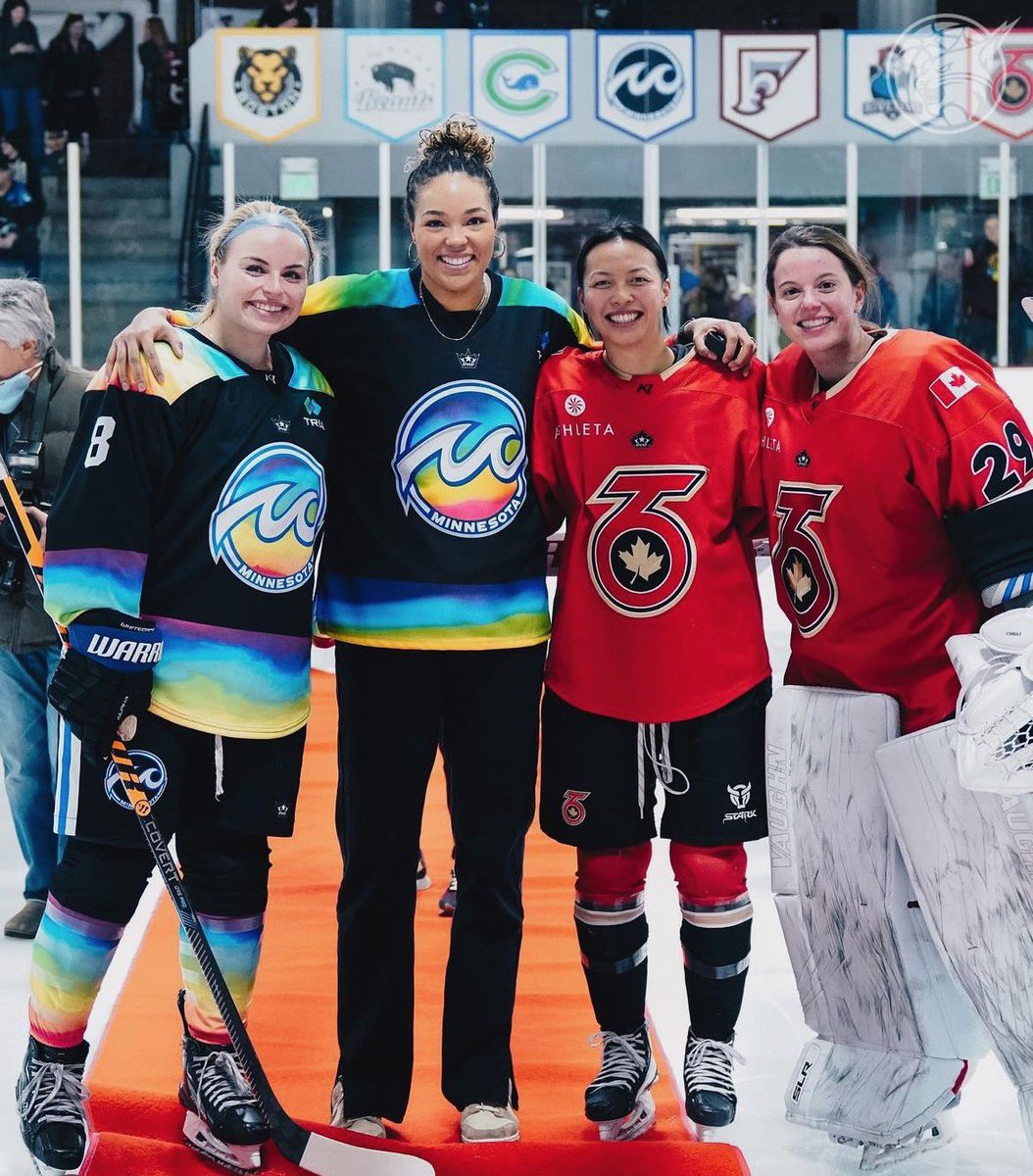 UConnWHOC's tweet photo. @UConnWHOC 🤝 @UConnWBB 

Cool moment today at the @WhitecapsHockey @TheTorontoSix game when @PHEEsespieces met our alums @nataliesnod9 @Leah_Lum @echuli29 during the ceremonial puck drop‼️💙 #UConnFamily #BleedBlue https://t.co/BfHG52REa0