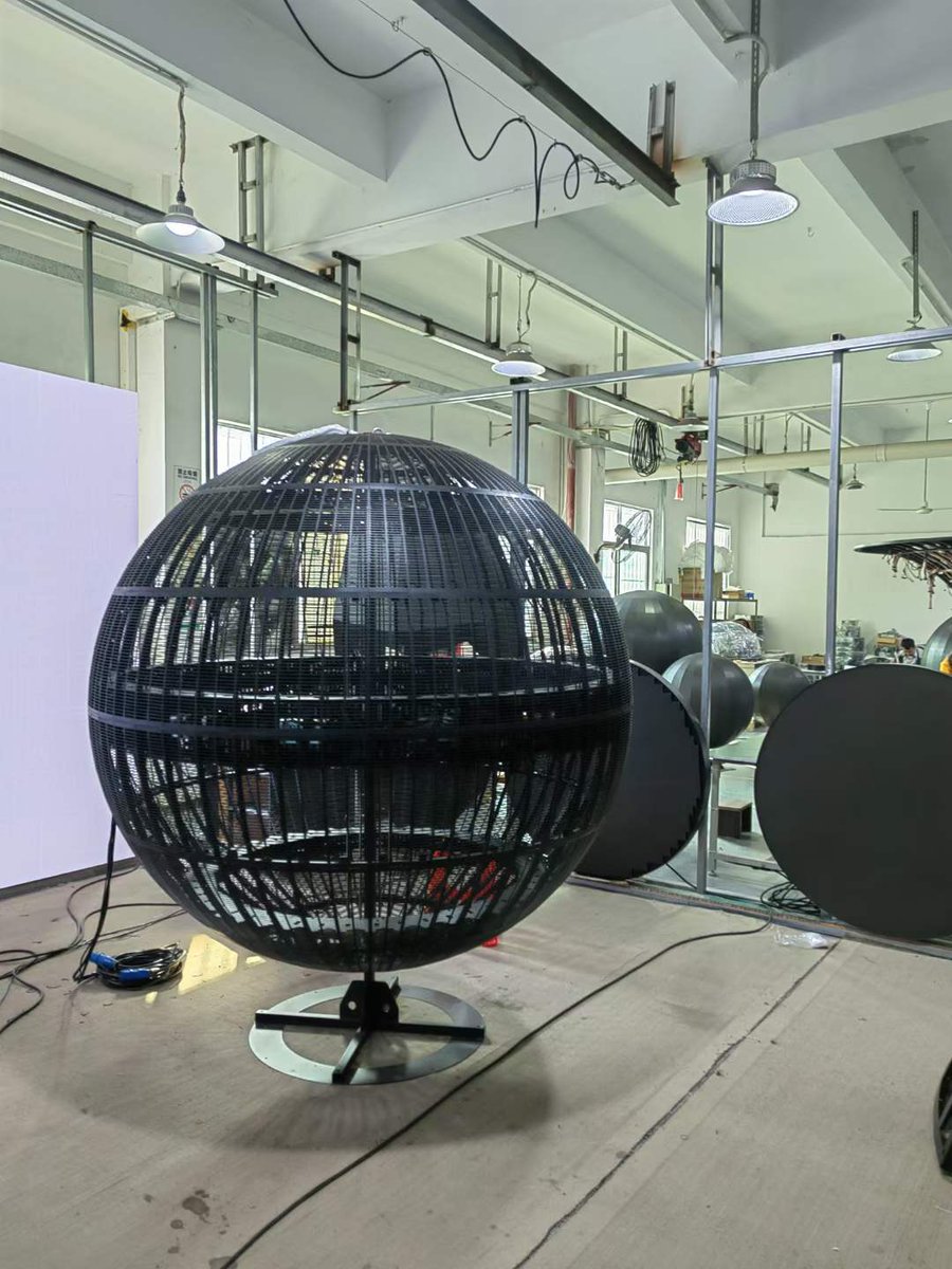 pixleddisplay's tweet photo. Hot season for spherical LED screens.
#technology #innovation #interiordecor #interiordesigner #decor #decoration #pixel #lightingdesign #lightingengineer #spherical #creativephotography #creativity #makeadifference #led #studio #museumdesign #museum https://t.co/xyh1UMQHj9