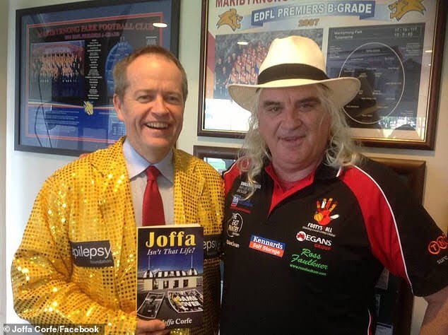 wisecheesesteak's tweet photo. @LanaMurphy @9NewsMelb Friends in high places… https://t.co/nUg4UER7Q0