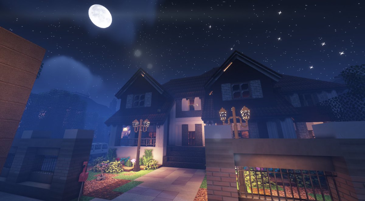 NocturneMCTV's tweet photo. Do yalls prefer it in the day? or the night? Do tell.
New series in the works, will be slow but wanted to give you all a sneak peak :3
Also roof was done by Nocturnal Productions very own @Jackygamez2
#MCRP #Ravenspoint #Improv https://t.co/pCrM9iDjSb