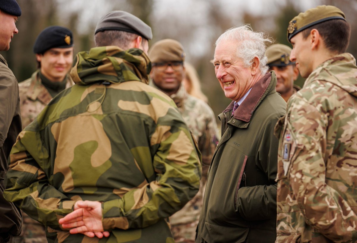 #ICYMI || Soldiers deployed on #OpKudu had the privilege of meeting His Majesty The King as he visited the training teams in charge of instructing recruits from the Armed Forces of Ukraine in the UK.

@BritishArmy @NZArmy