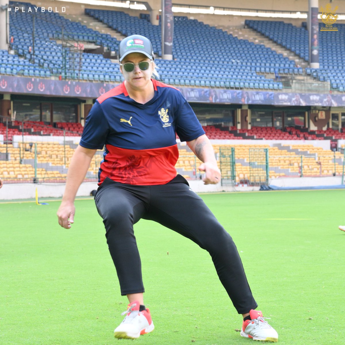 Look who’s here! 👀 

Our premier all-rounder from 🇿🇦 <a href="/Danevn811/">Danevn81</a> has arrived in Bengaluru and she brings with her, a plethora of experience! 🤩

#PlayBold #SheIsBold #WPL2023