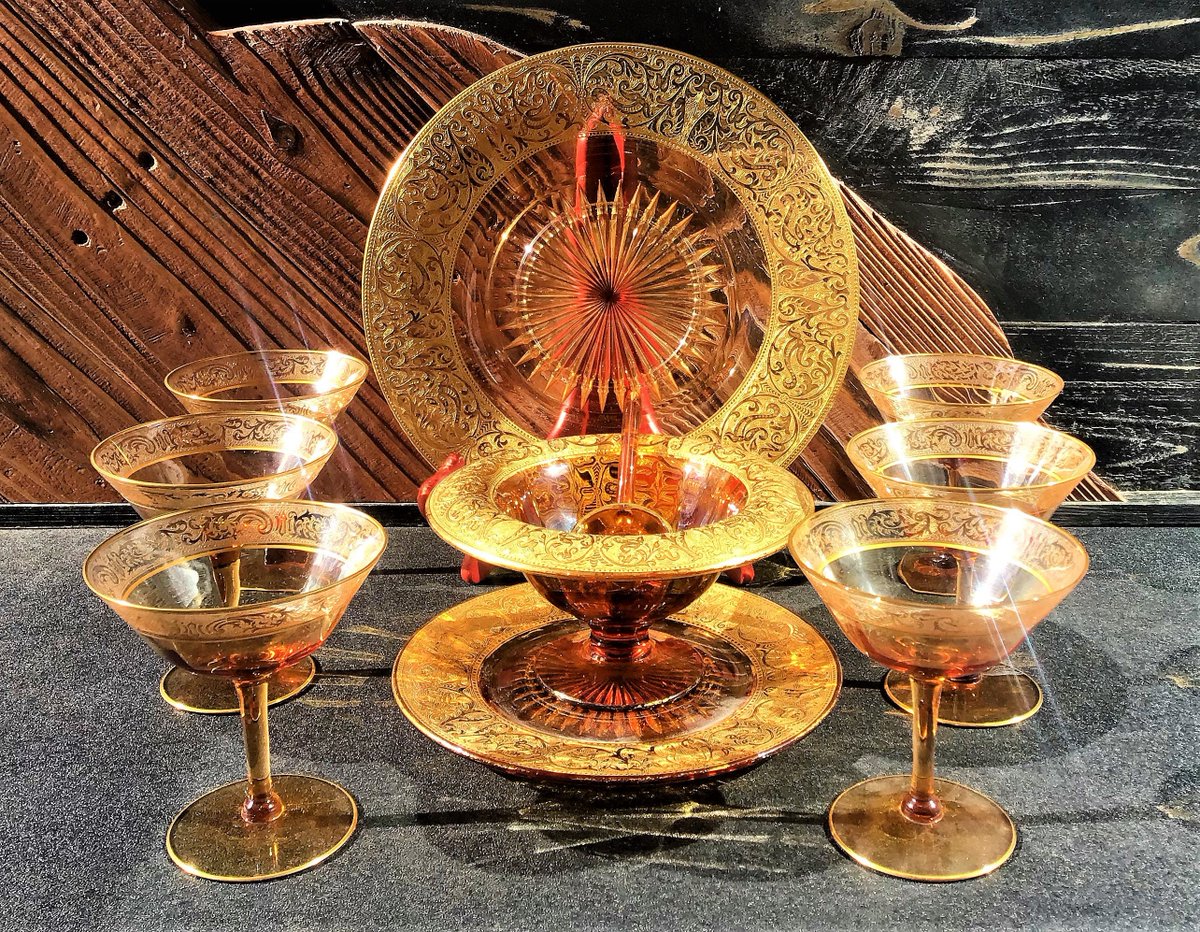 MarkMil61809222's tweet photo. Excited to share the latest addition to my #etsy shop: Vintage Cambridge Amber Depression Glass Gold Etched Mayonnaise Compote Bowl 10pc Set, Vintage Kitchen Dining Home Room Decor, Free Shipping https://t.co/aZ9e463k51 #brown #gold #vintageoldantique #depressionglass https://t.co/cO3KkVgZlv