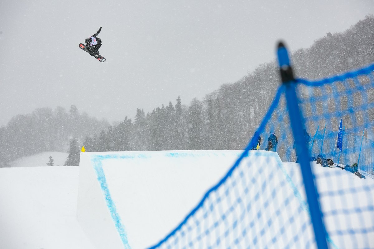 Naisten MM-slopestylen karsinnat saadaan käyntiin 8:00 - mukana Telma Särkipaju ja Carola Niemelä. Finaali vedetään tänään heti perään klo 11:30 ja toivotaan, että sinne saadaan mukaan suomalaismenoa. Go Telma ja Carola!