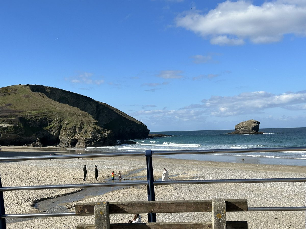 An 8 mile walk with <a href="/LiindaMcKeown/">Linda McKeown</a> on the #Coast2Coast with breakfast at the #tideline #cafe in #portreath yesterday