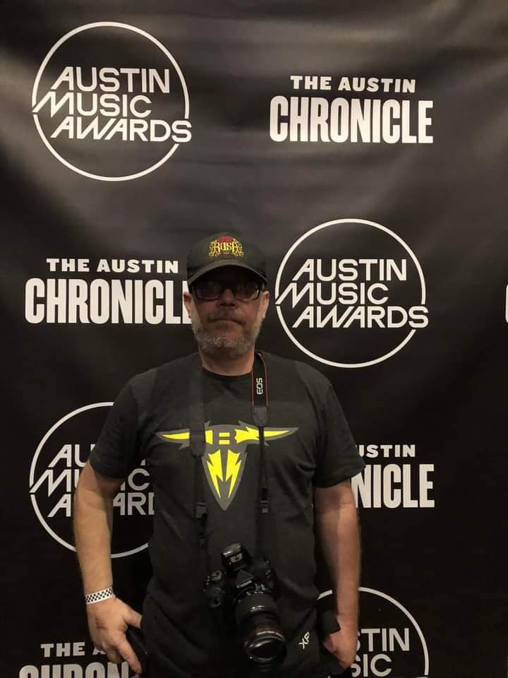 ThunderBrosa's tweet photo. Fun day today at the #AustinMusicAwards. Haven't been to @mohawkaustin in years, but it brought back some cool memories of indie wrestling shows there. #AustinTx https://t.co/55eWPBBUKS