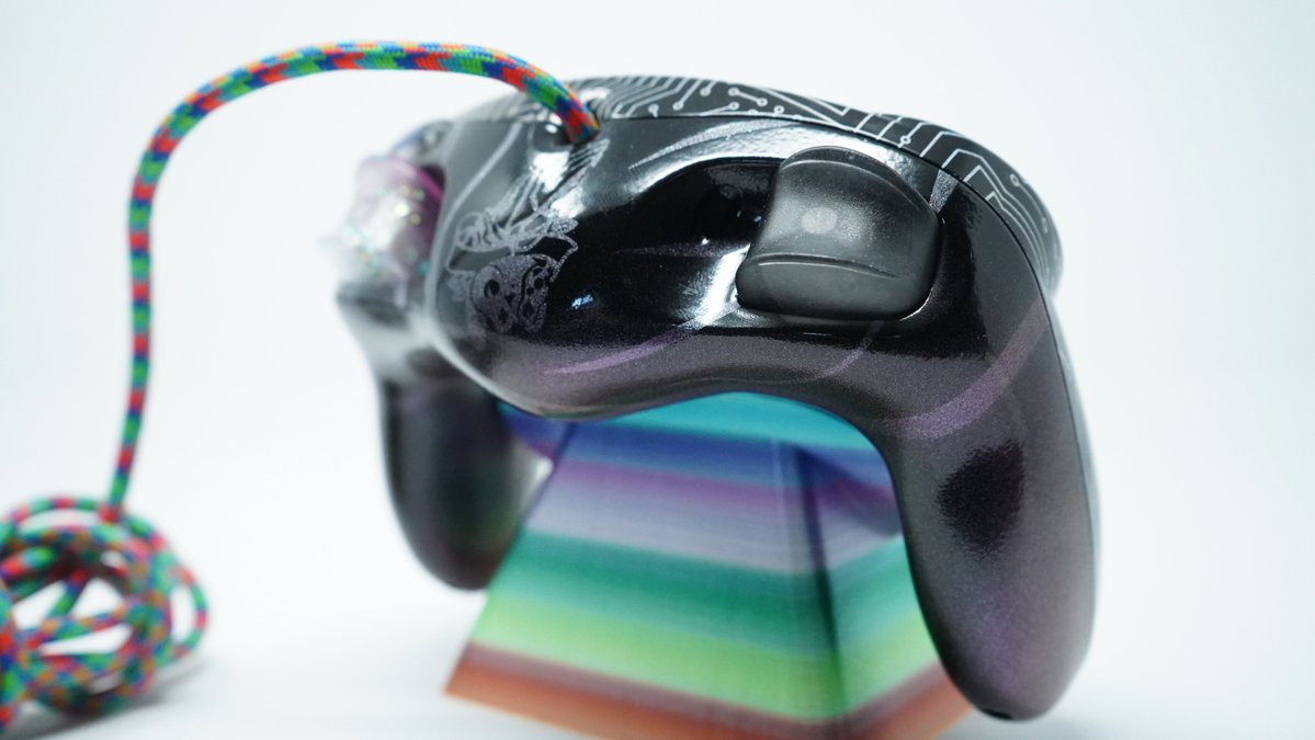 Geekiie_'s tweet photo. ‼️GIVEAWAY‼️
Introducing the Project M.O.T (Modders of Twitter) GCC Phob Twitter Giveaway!

This phob controller was built with parts created by 14 different modders in the community!  

More Info/Enter here! - https://t.co/3CXDMOwLzM

Controller details and credits in replies⬇️ https://t.co/DFnfSffP8L