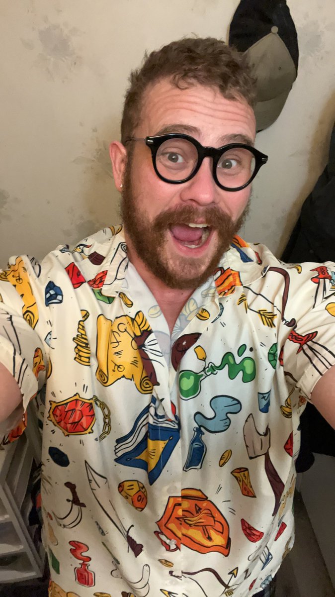 DadbodDice's tweet photo. Another session closer to wrapping up #CurseofStrahd and starting a #Spelljammer campaign; the attire for the day looking like that nerdy, goofy uncle I wish I’d had as a kid 😂😂 #dm #dnd #5e https://t.co/x5Vf5JkHuZ