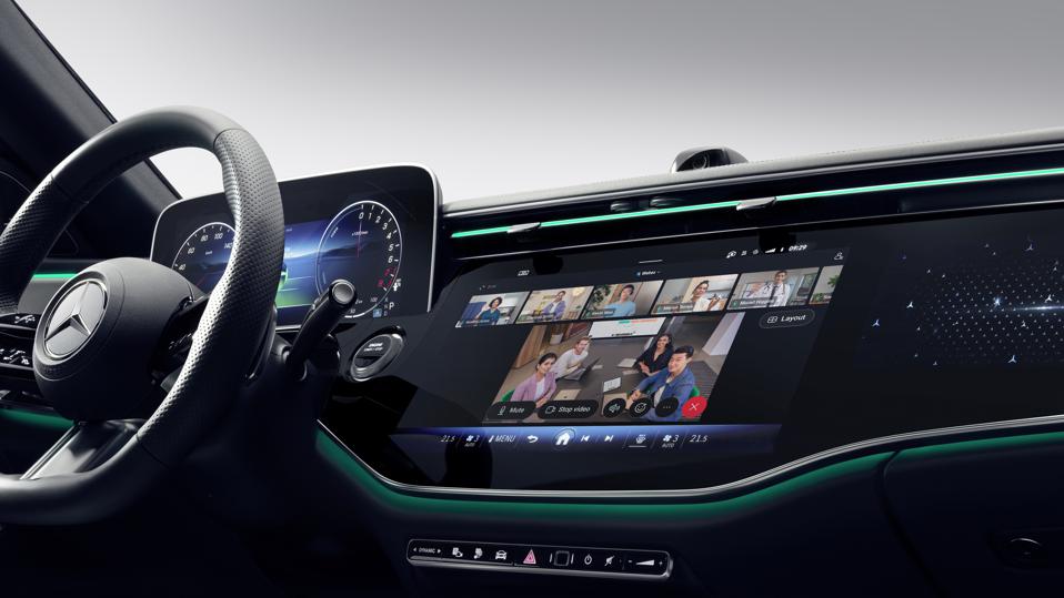 Mercedes-Benz To Offer Webex In New E Class Cars forbes.com/sites/edgarste…