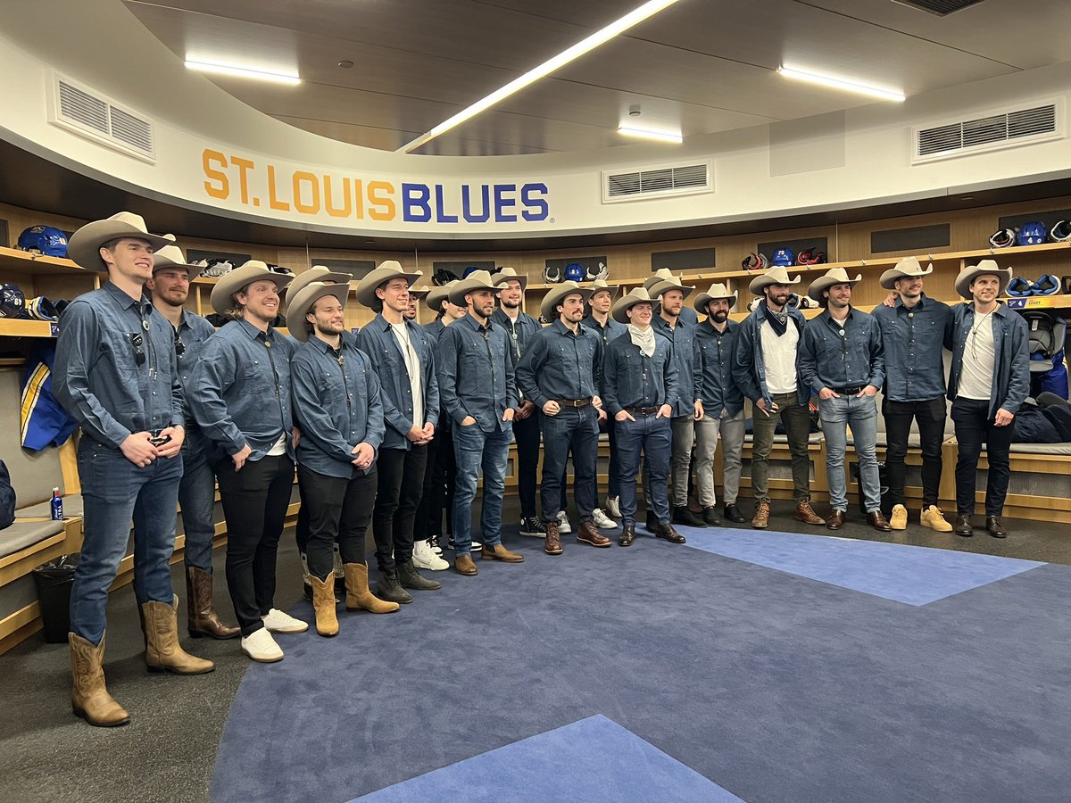 StLouisBlues's tweet photo. Dressed in our Sunday best for Casino Night 🤠 https://t.co/yqn8NOd1MM