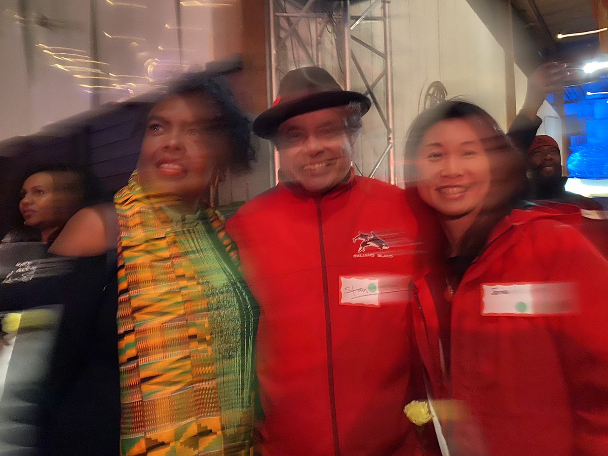 And a whole lot of us <a href="/PchcMoM/">PCHC Museum</a> braved the snow to show up to congratulate <a href="/DrJuneFrancis1/">Dr June Francis</a> &amp; <a href="/hogans_alley/">Hogan's Alley Society</a> on this milestone moment. In solidarity! <a href="/iona_bonamis/">Iona Bonamis | 陶思穎 (she/her)</a> Stan de Mello, <a href="/WinnieCbook/">Winnie L. CHEUNG</a> Pete Fry  &amp; friends enjoying the music, warmth &amp; hospitality.