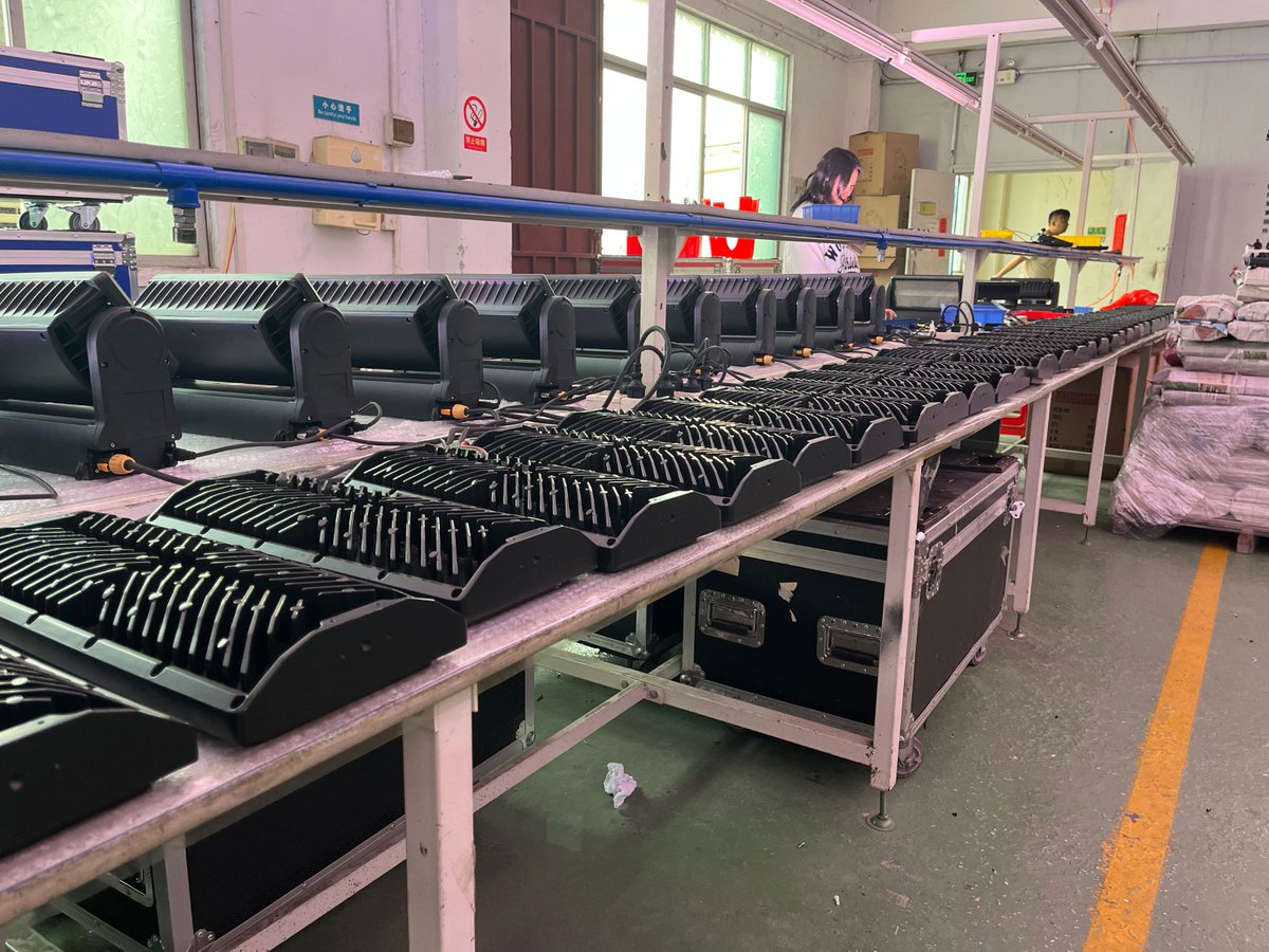 ProStageLight's tweet image. Thanks for old customer support😎🥳#ledmovingheadlight #ledstagelight #concertlighting #eventlighting #djlighting