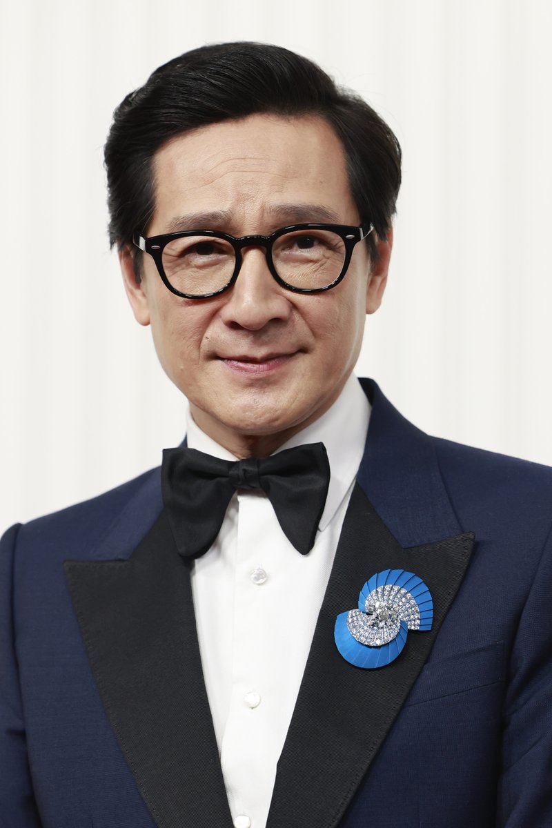 Variety's tweet photo. #SAGAwards Winner for Outstanding Performance by a Male Actor in a Supporting Role

Ke Huy Quan (“Everything Everywhere All at Once”)

https://t.co/5K9X24XH1j https://t.co/l1fFqOPiEL