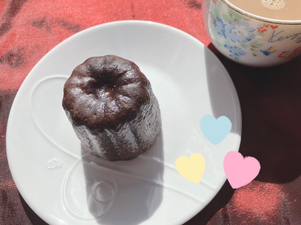 komika7788's tweet photo. conoksのカヌレ💖
#貴族時間
#conoks
#つかの間の休息 https://t.co/he9SqGSwo4