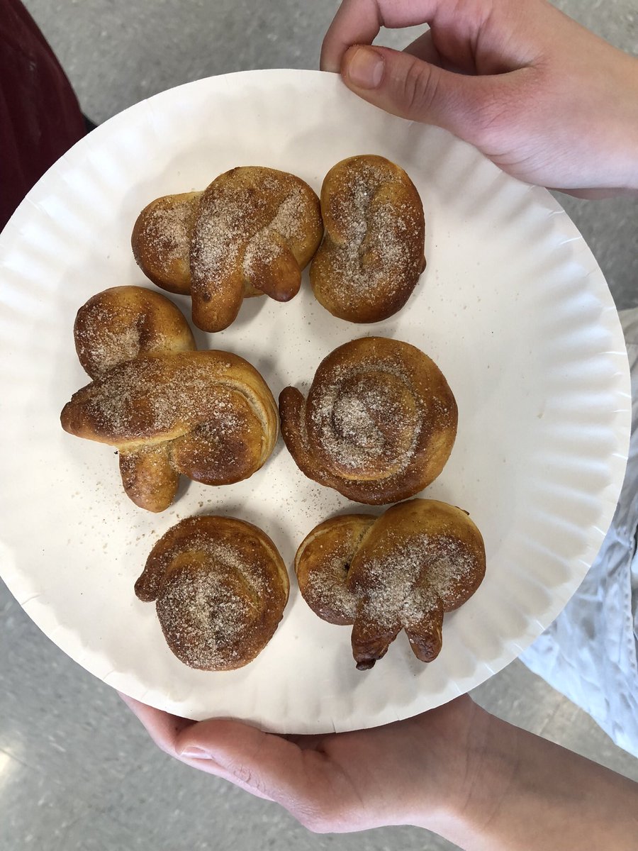 MurrayMKTG's tweet photo. We performed my favorite lab of the year last week: soft pretzels! It was so fun seeing all of the creativity everyone put into making their pretzels their own style. Very impressed with our young chefs! https://t.co/02YxXCs8vy