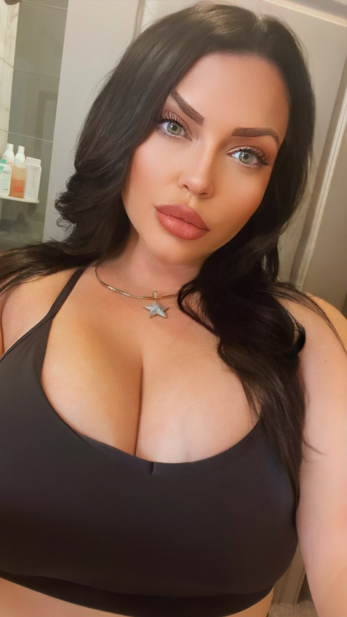tw-stars-mandi-may-twitter-back-to-black-2-06-am-27
