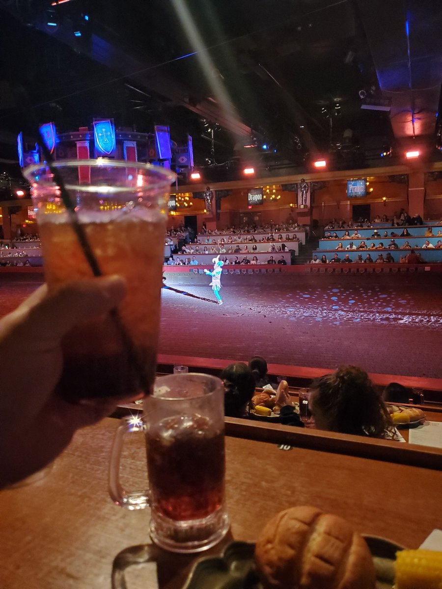 RPDisBatman's tweet photo. This place wails!!! @Chris_Hawkey https://t.co/Akzv5bj71O