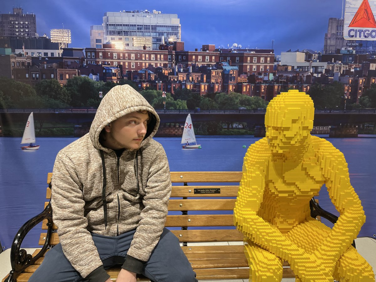 Colin hanging out in #Boston with a new friend.
#TheArtOfTheBrick  #artofthebrick #Lego 
<a href="/nathansawaya/">Nathan Sawaya</a> <a href="/artofthebrick/">Art of the Brick</a>