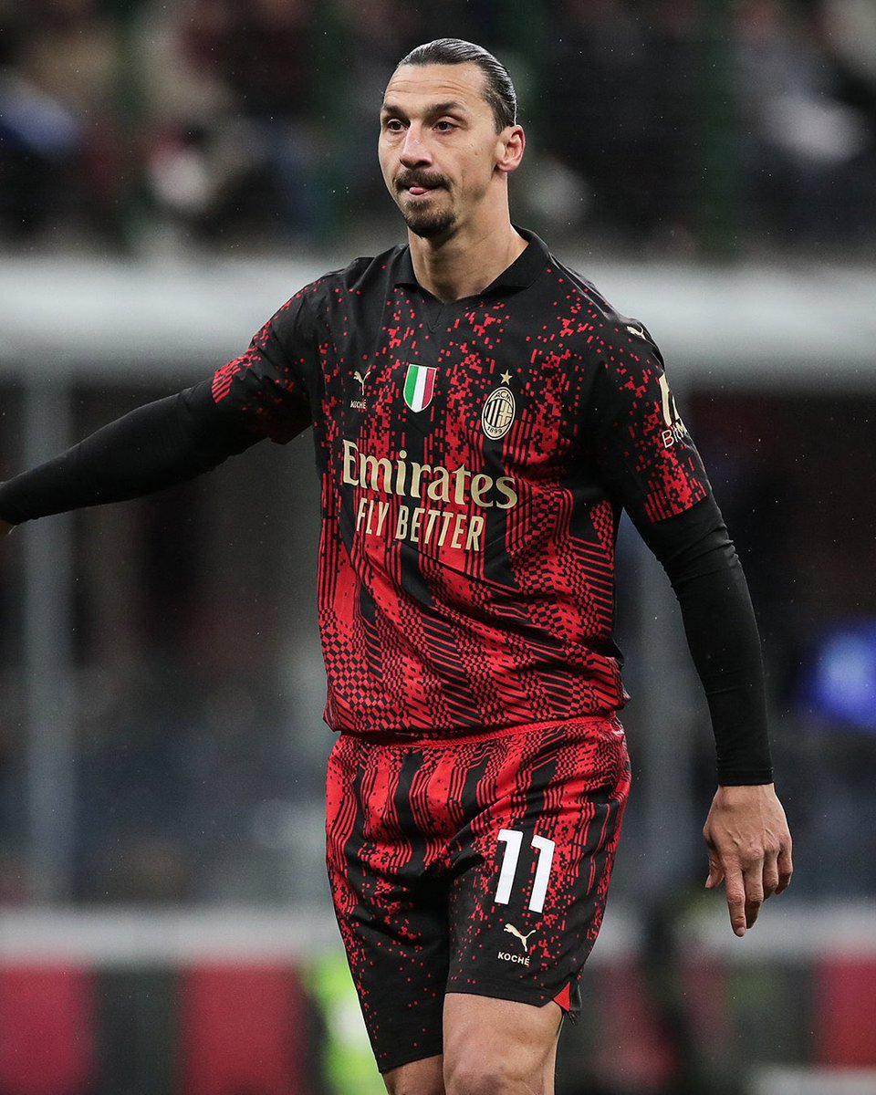 Zlatan Ibrahimovic está de vuelta. Con 41 años y 146 días, se convierte en el jugador de mayor edad en la historia de la Serie A italiana.

Nos Apasiona el Fútbol 🔥⚽️

Síguenos en IG: @laredondatv.ec 
#yosoylaredondatv #laestamosrompiendo 
#noticiaredonda